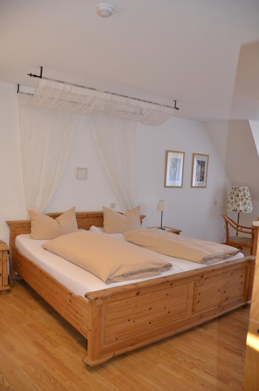 Hotel Feiden Garni Ediger-Eller Bagian luar foto